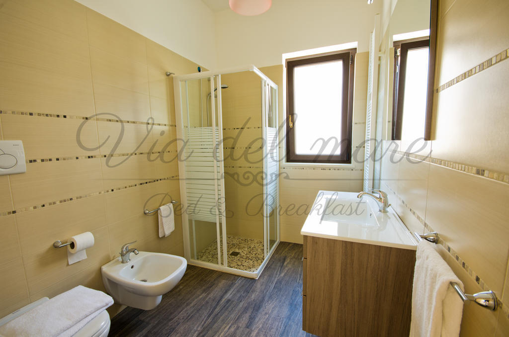Viadelmare Rooms Monopoli Quarto foto